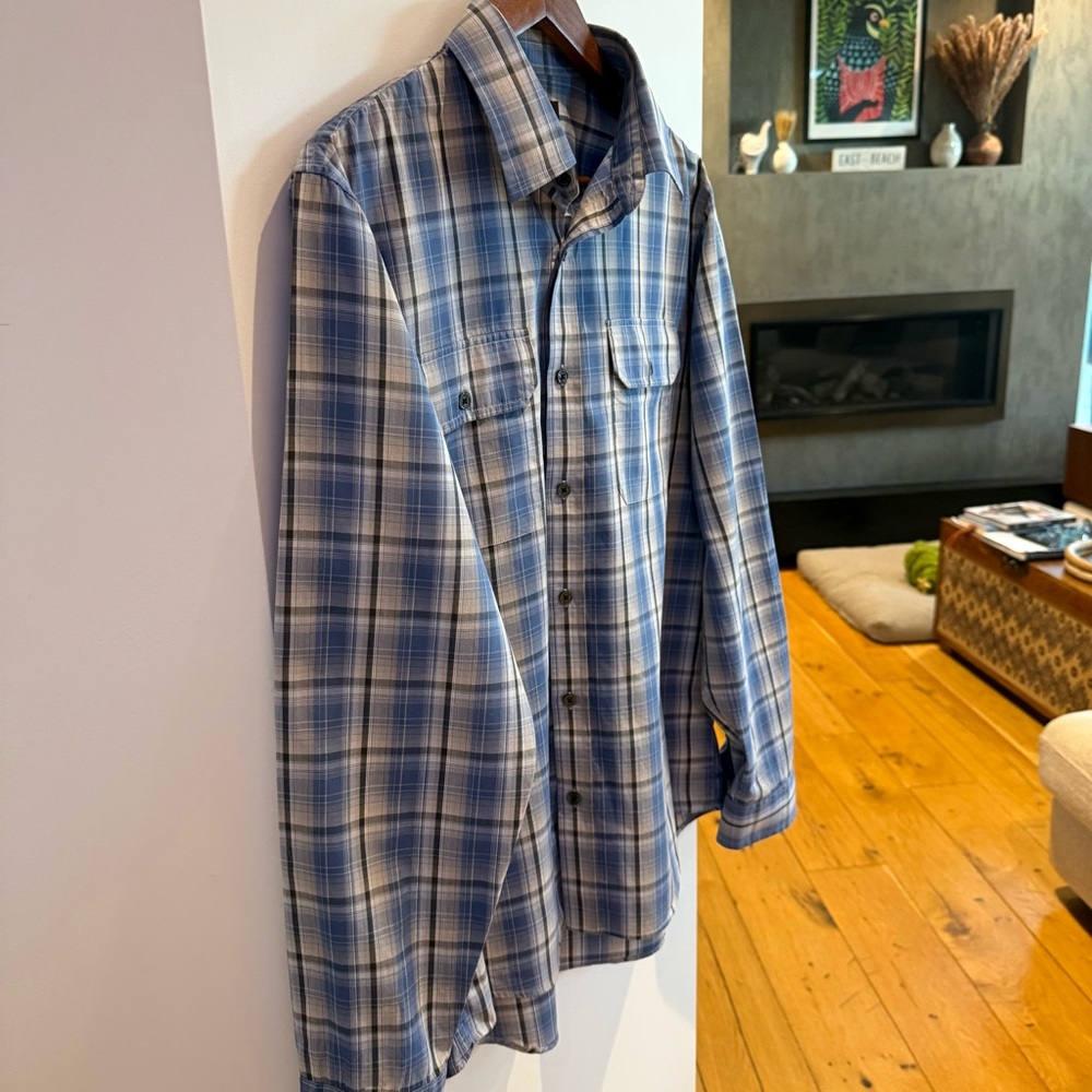 Michael Kors Dress shirt, Blue and White Plaid Long-Sleeve Shirt, Men’s Large - Picture 2 of 10